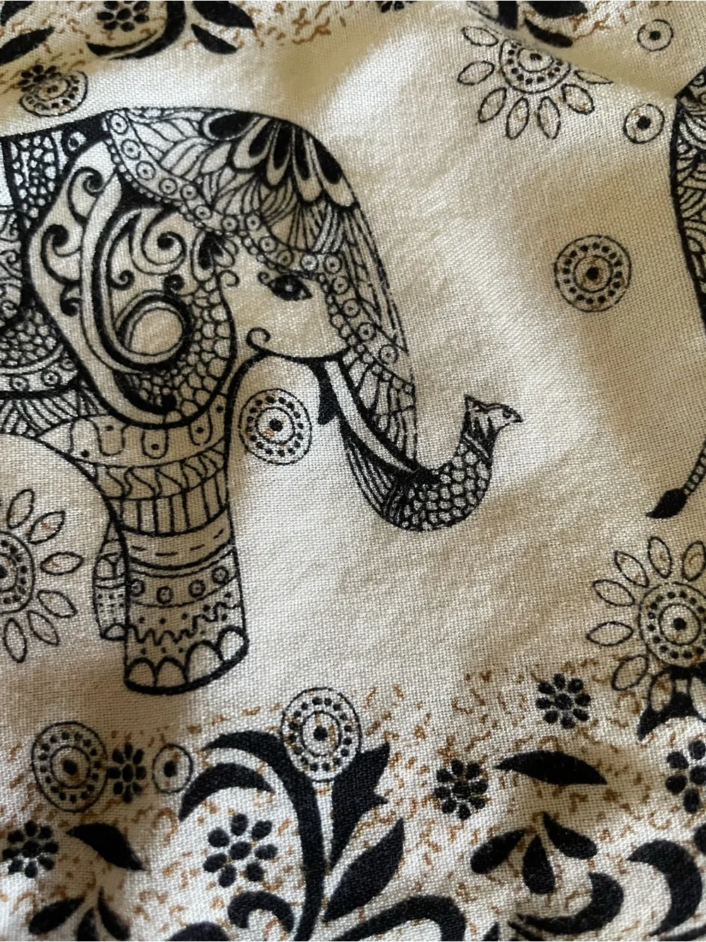 Boho Elephant Print Shorts Set in Black & White